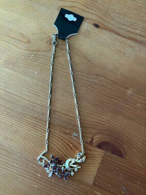 Vintage Art Deco-style Colorful Ladies' necklace Gold tone bib/lavaliere style